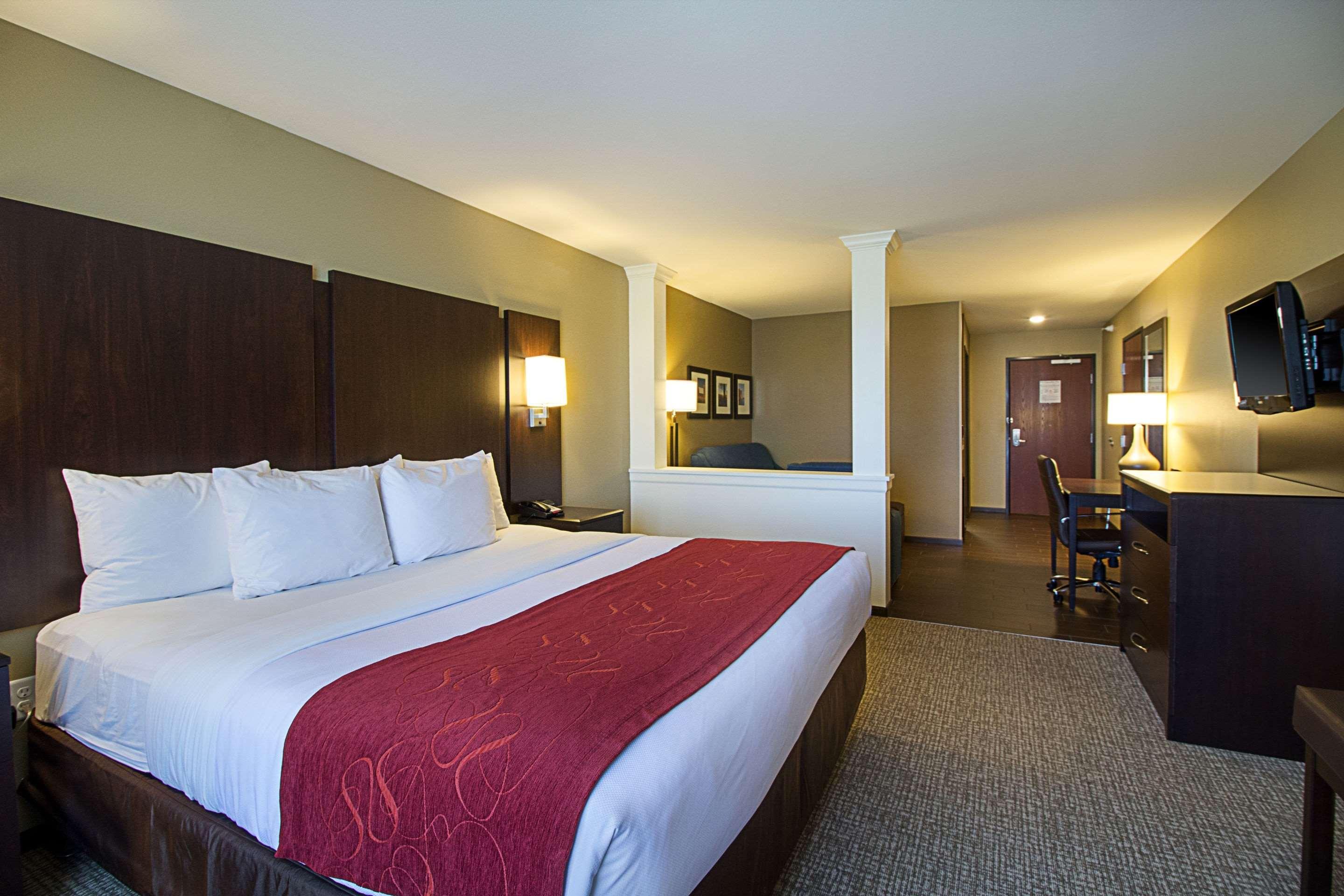 Comfort Suites & Conference Center Worthington מראה חיצוני תמונה