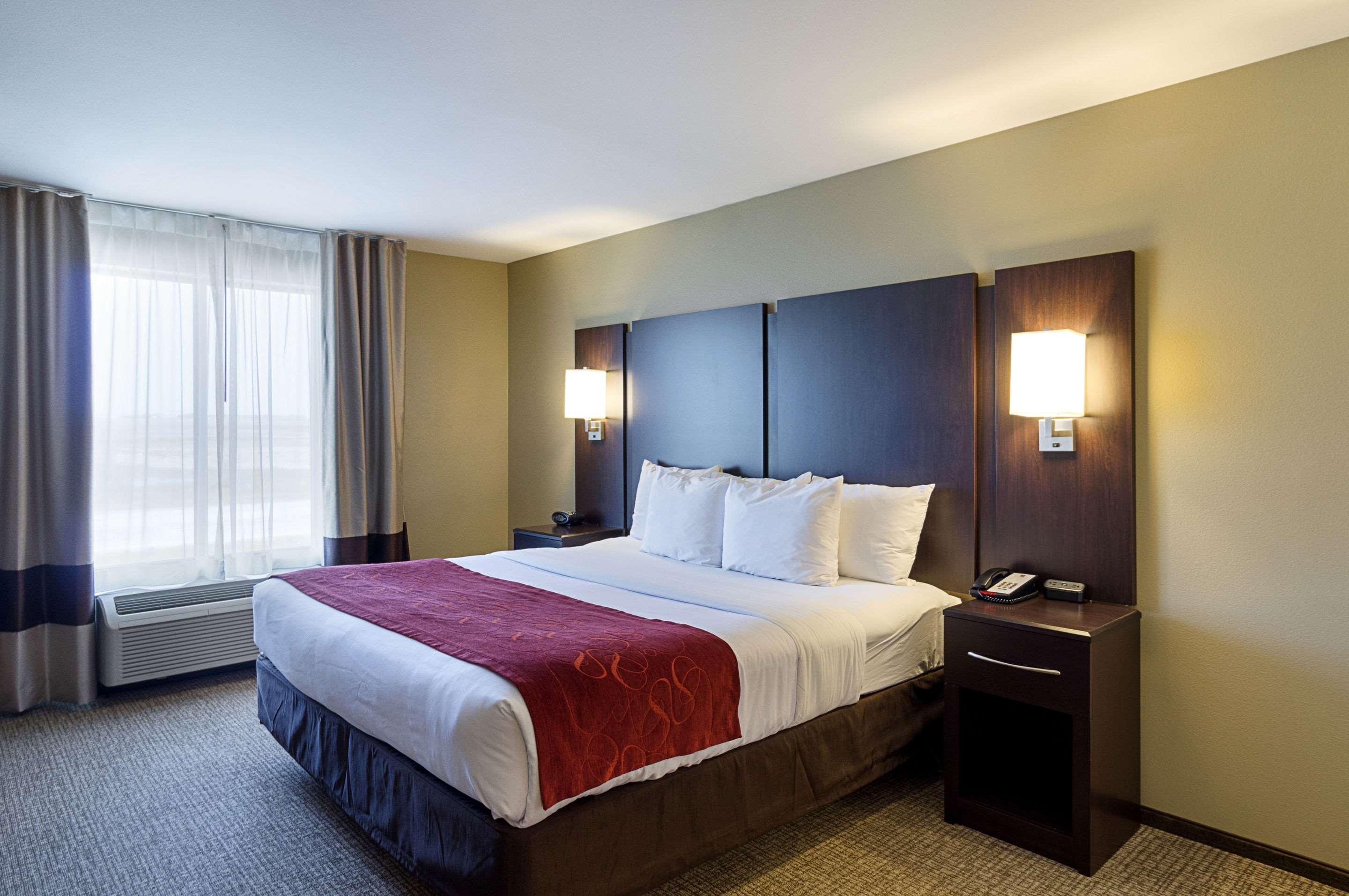Comfort Suites & Conference Center Worthington מראה חיצוני תמונה