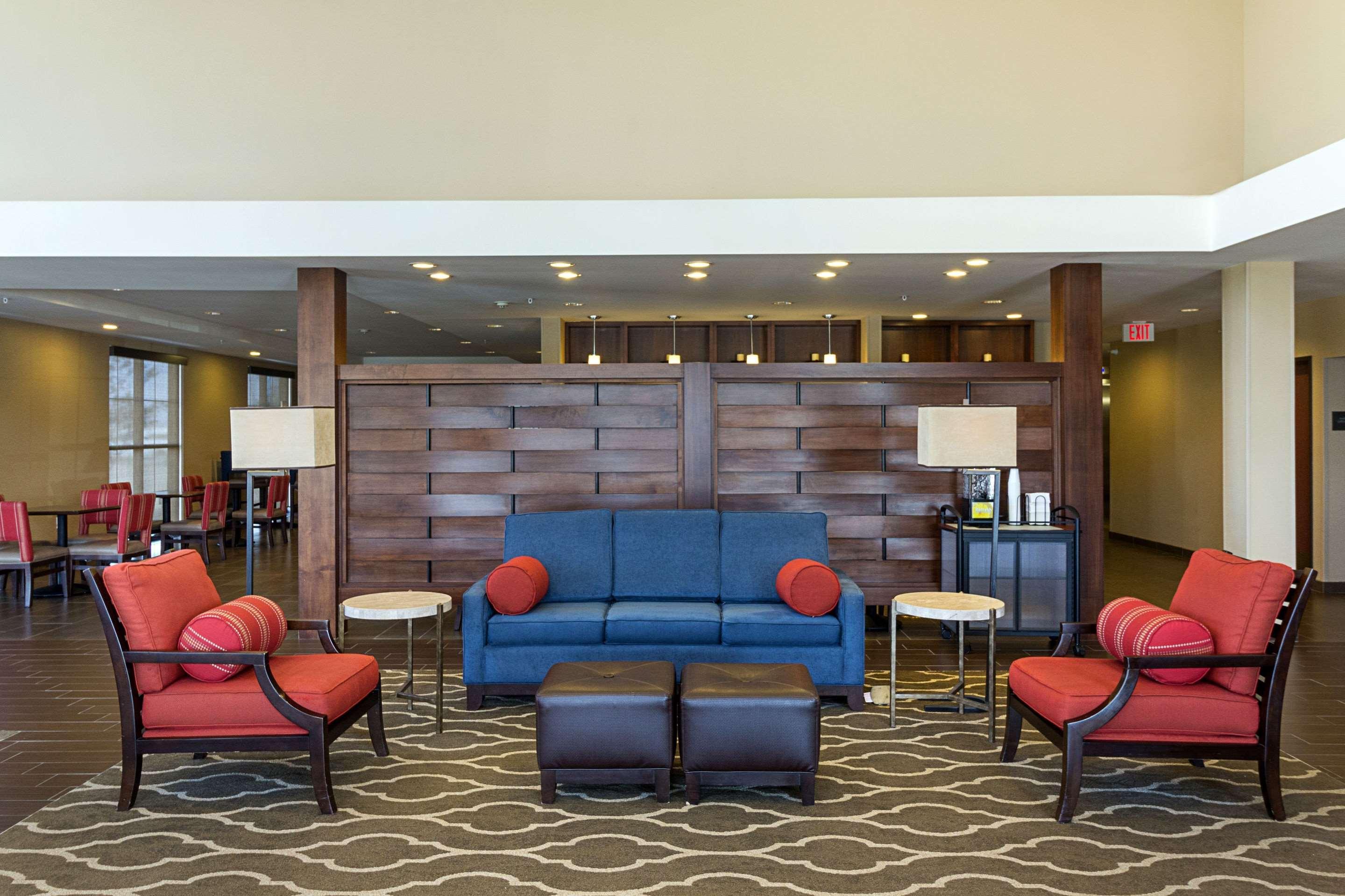 Comfort Suites & Conference Center Worthington מראה חיצוני תמונה