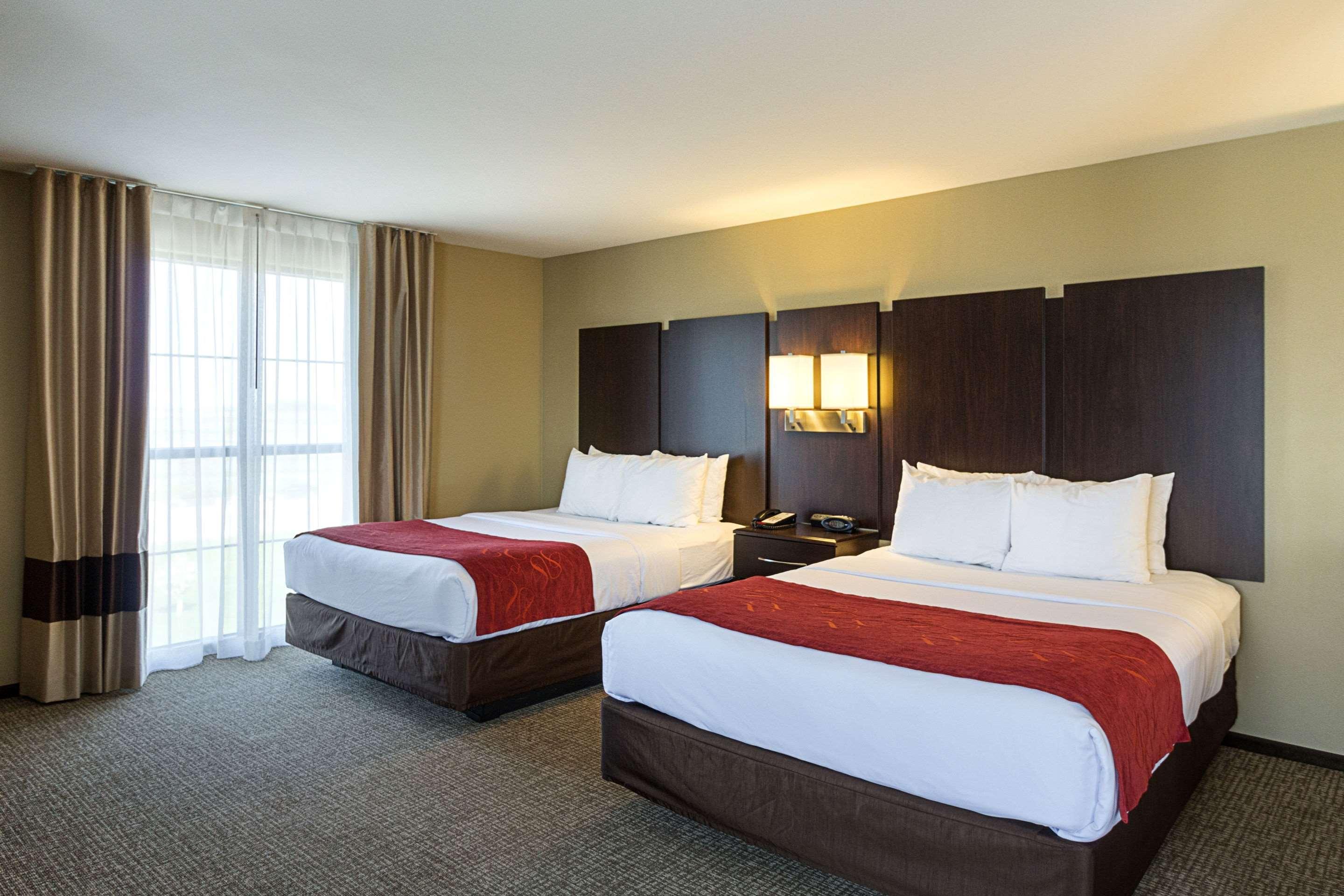Comfort Suites & Conference Center Worthington מראה חיצוני תמונה