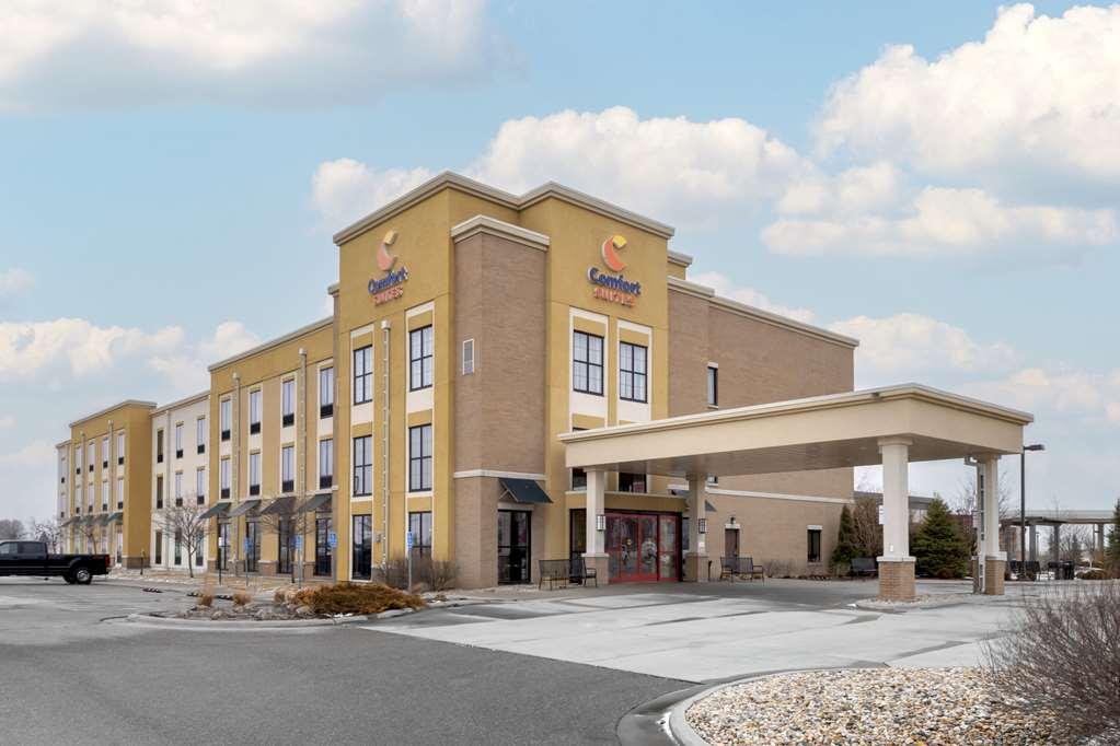 Comfort Suites & Conference Center Worthington מראה חיצוני תמונה